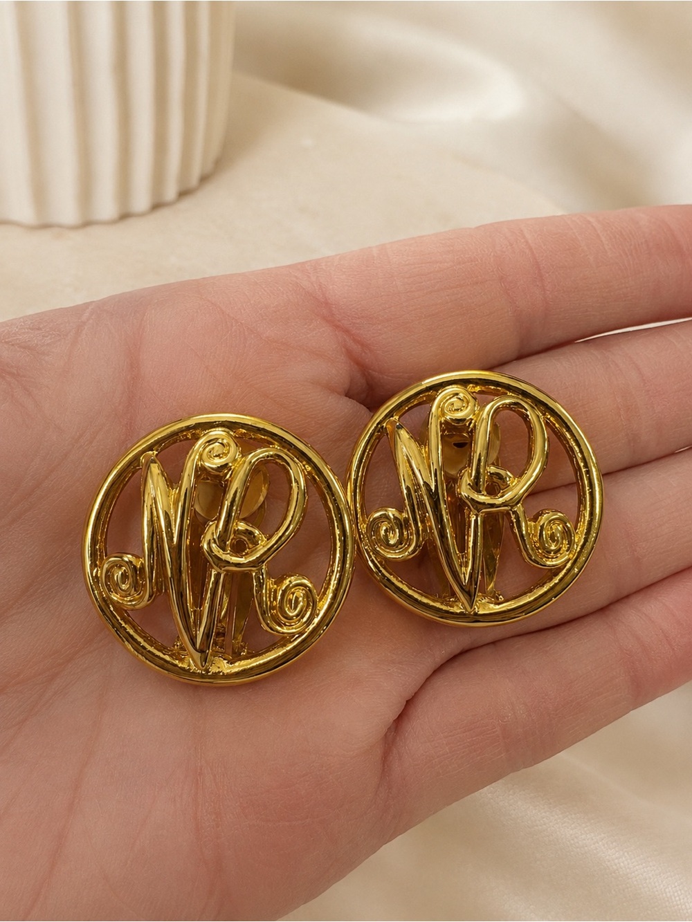 Vintage Nina Ricci Gold Tone NR Logo Clip Earrings Signed 1”